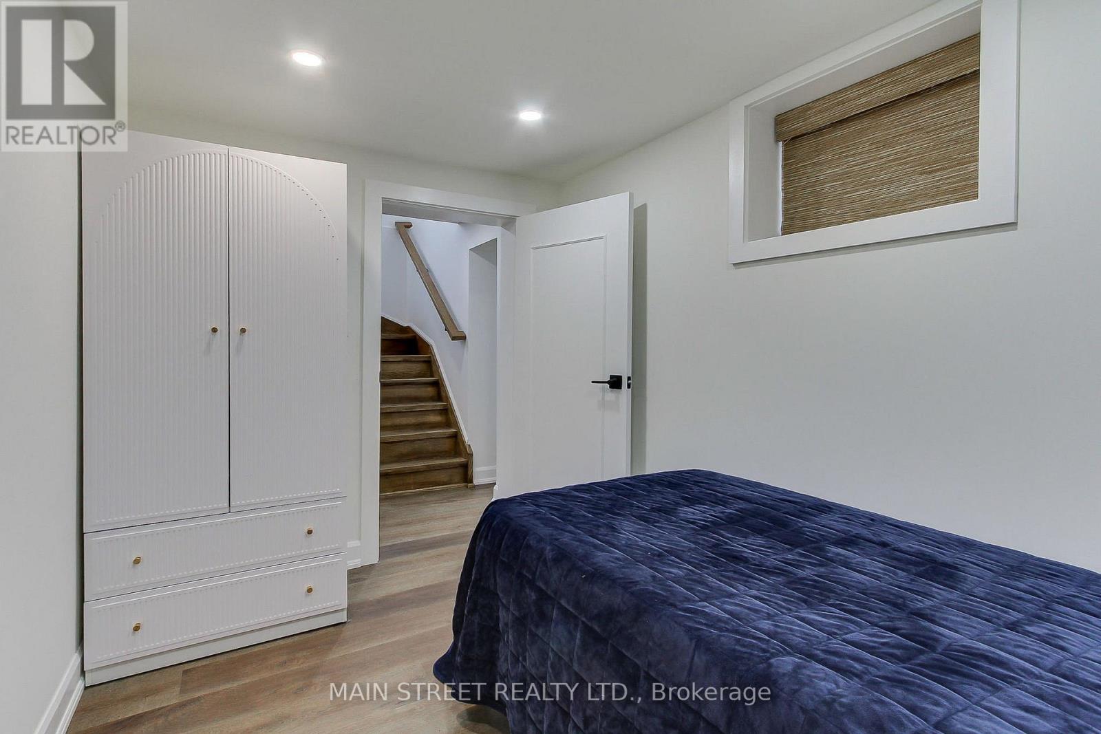 595 NORTHCLIFFE BOULEVARD - 40