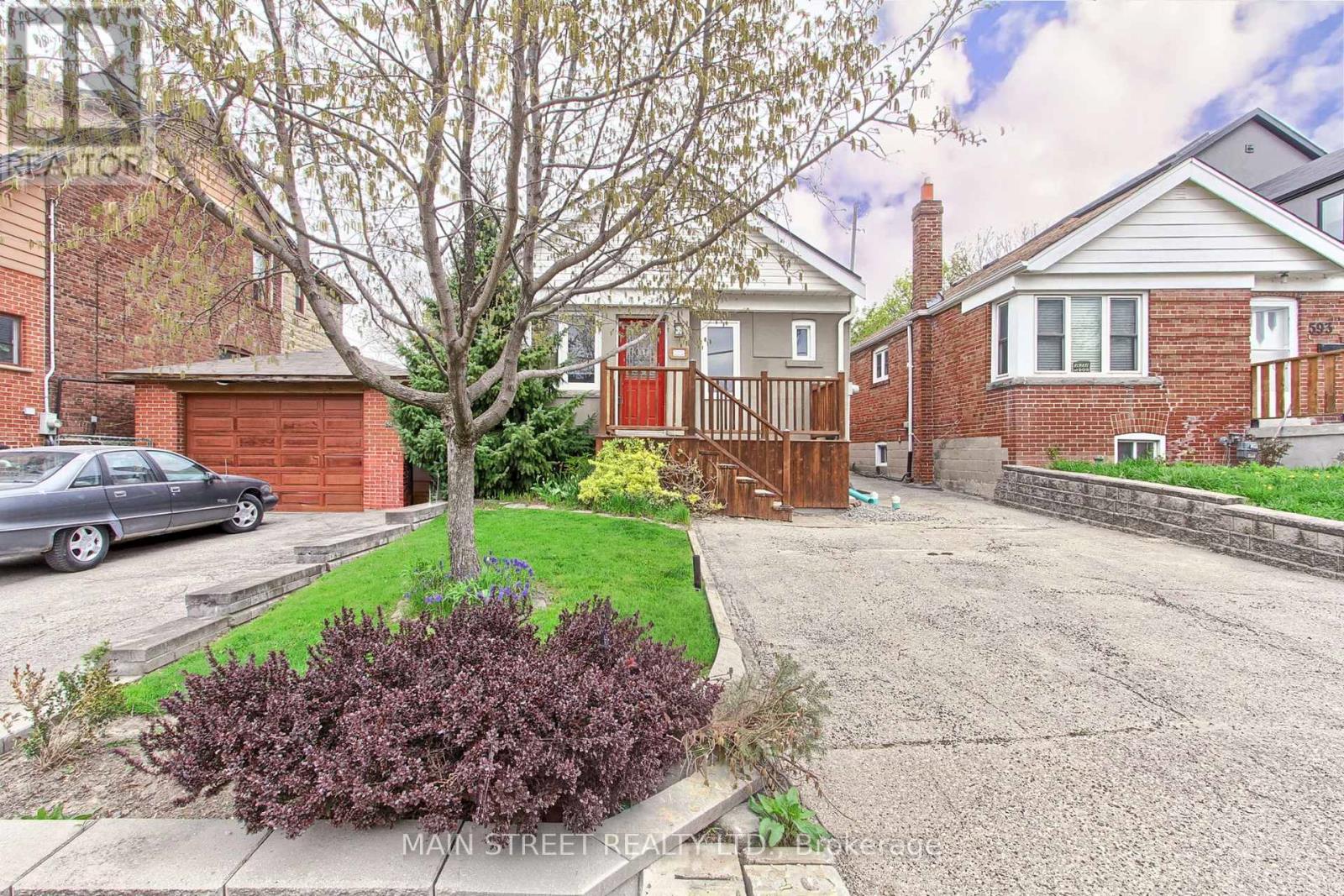 595 NORTHCLIFFE BOULEVARD - 5