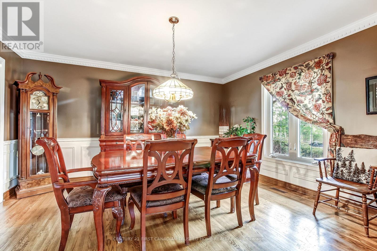 27 CROYDON DRIVE - 6