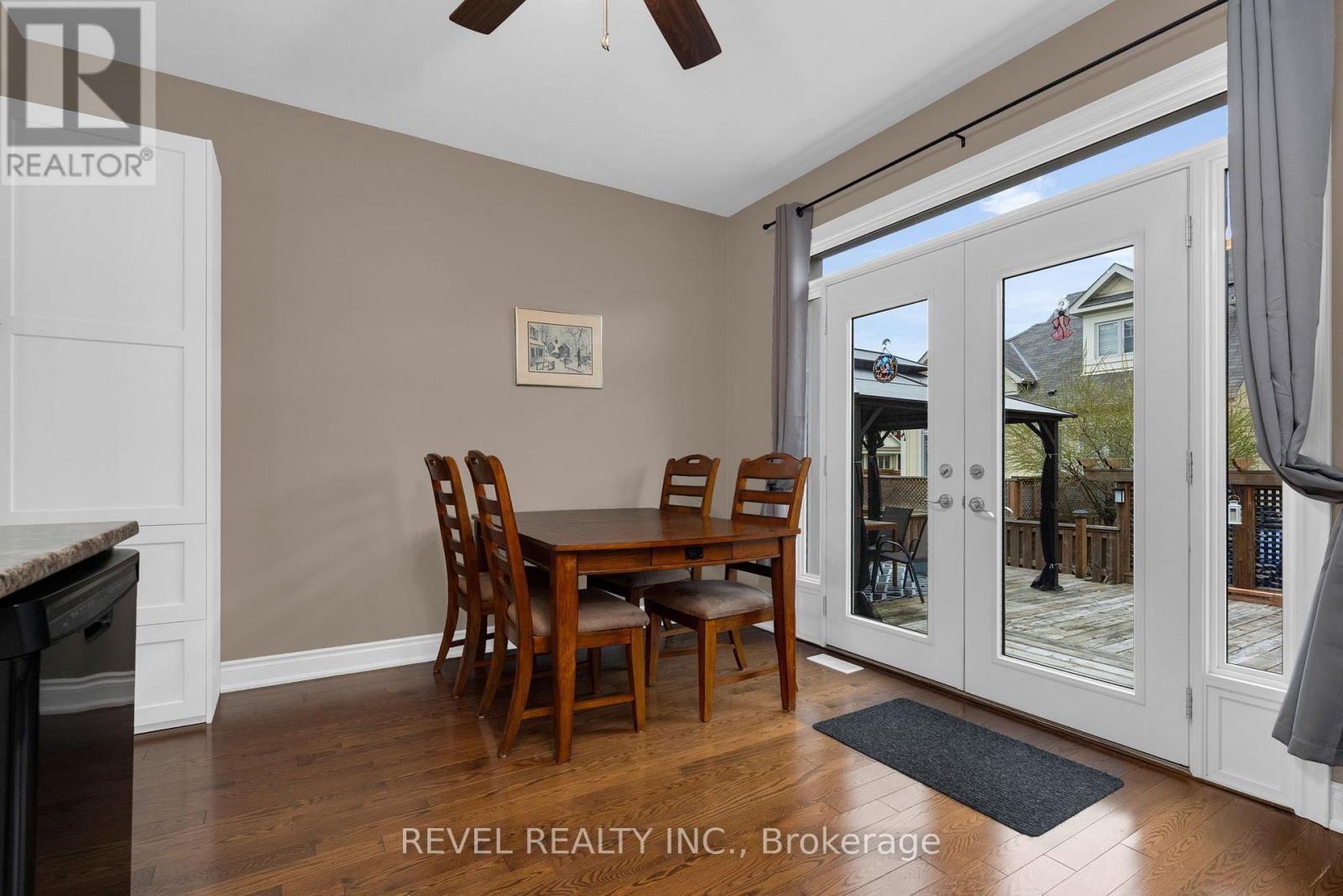 42 SANDY COAST CRESCENT - 13