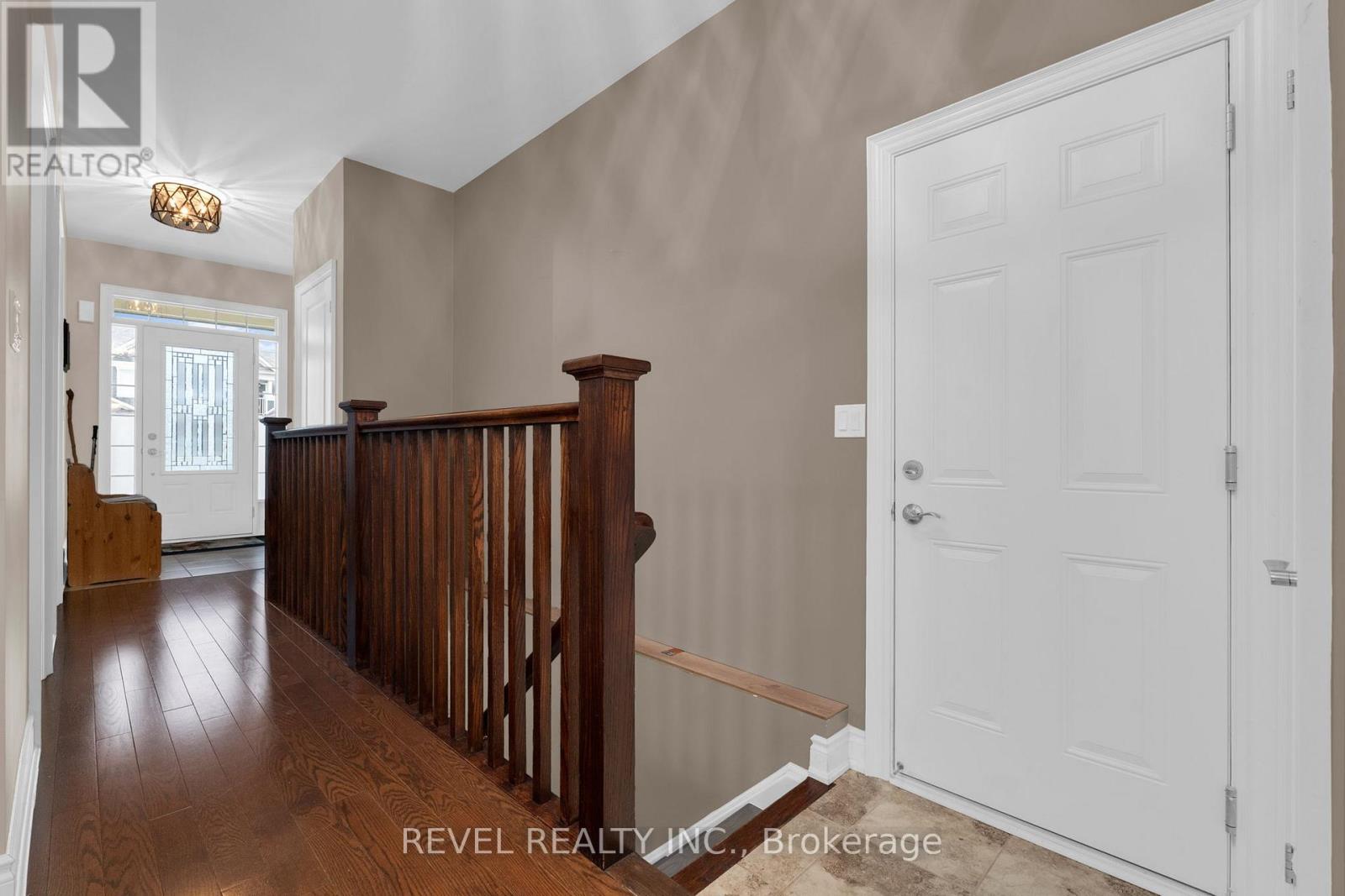 42 SANDY COAST CRESCENT - 7