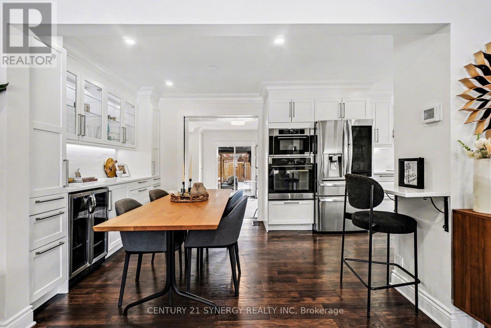 286 WESTHILL AVENUE - 10