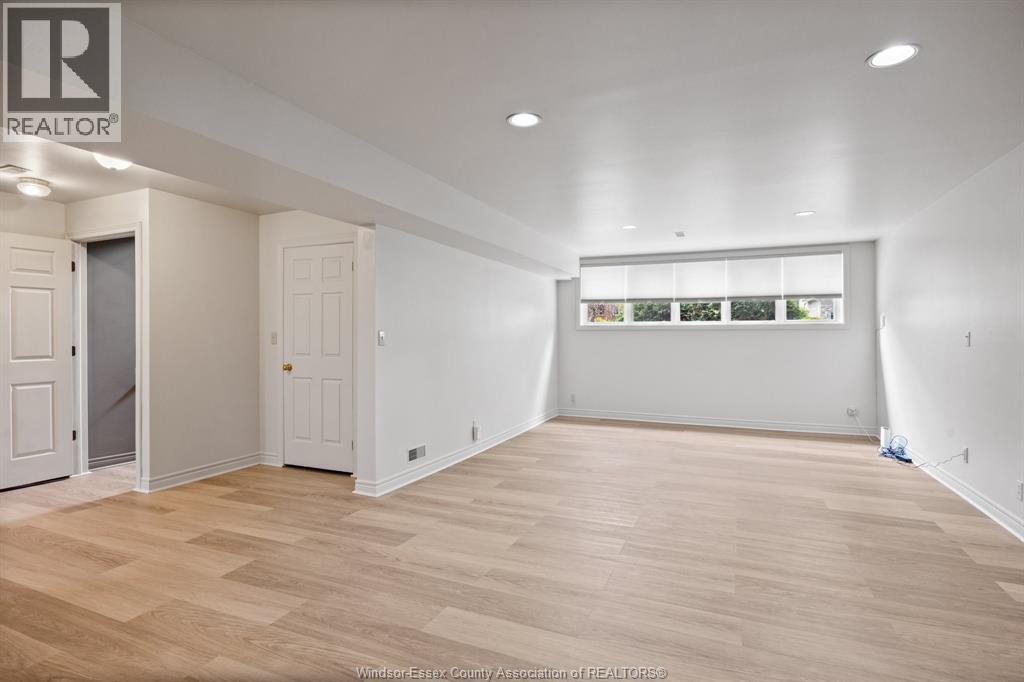 1550 MINTO AVENUE, LaSalle, Ontario, N9J3H2 — Photo 32