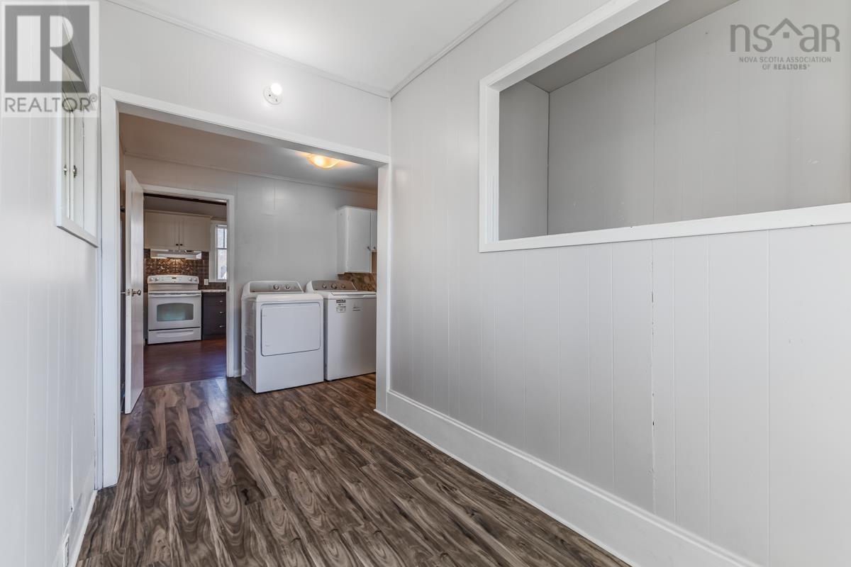 104 LORNE Street - 12