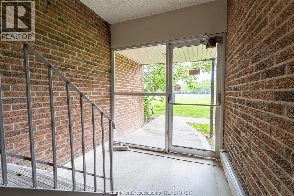 63 BALDOON STREET Unit# 106, Chatham, Ontario, N7L1E2 — Photo 10