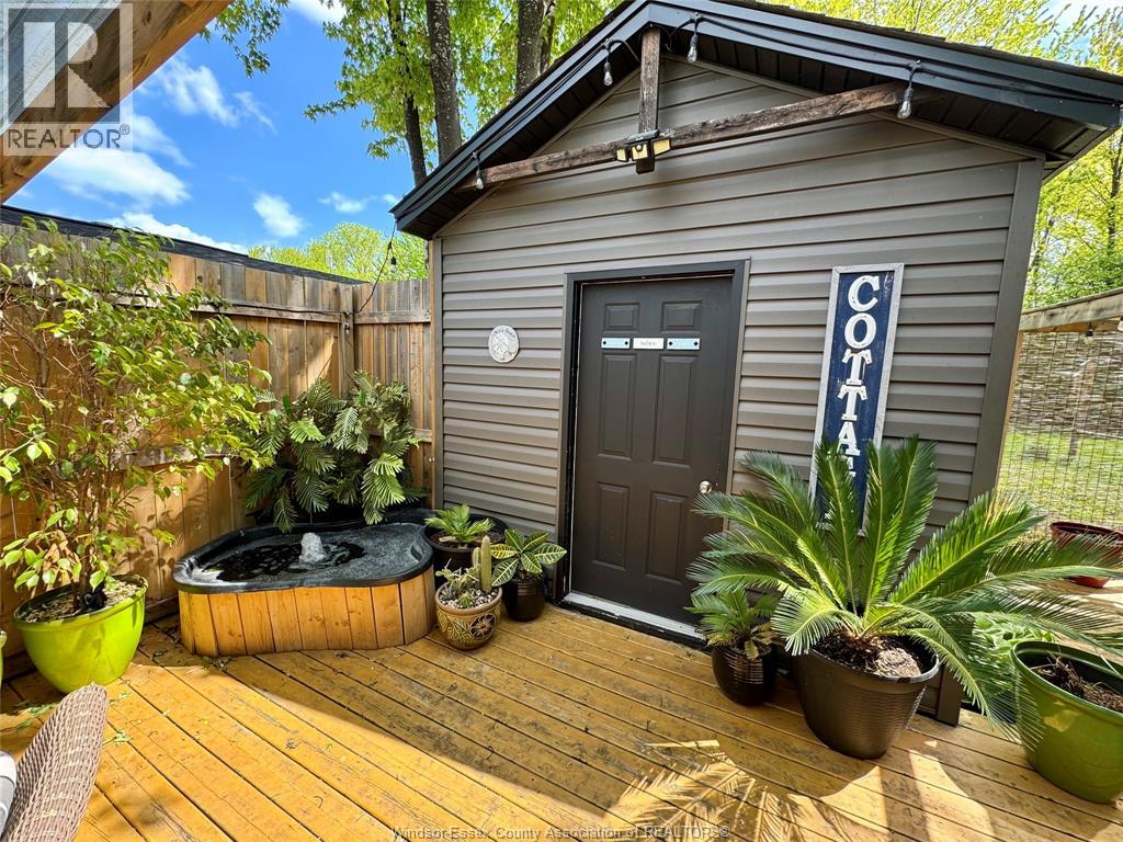 160 MICHAEL, Lakeshore, Ontario, N8N2V6 — Photo 8