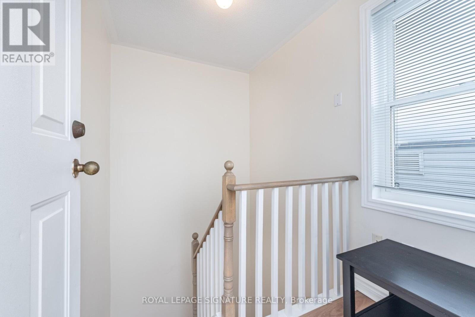 #153 760 LAWRENCE AVENUE W - 26