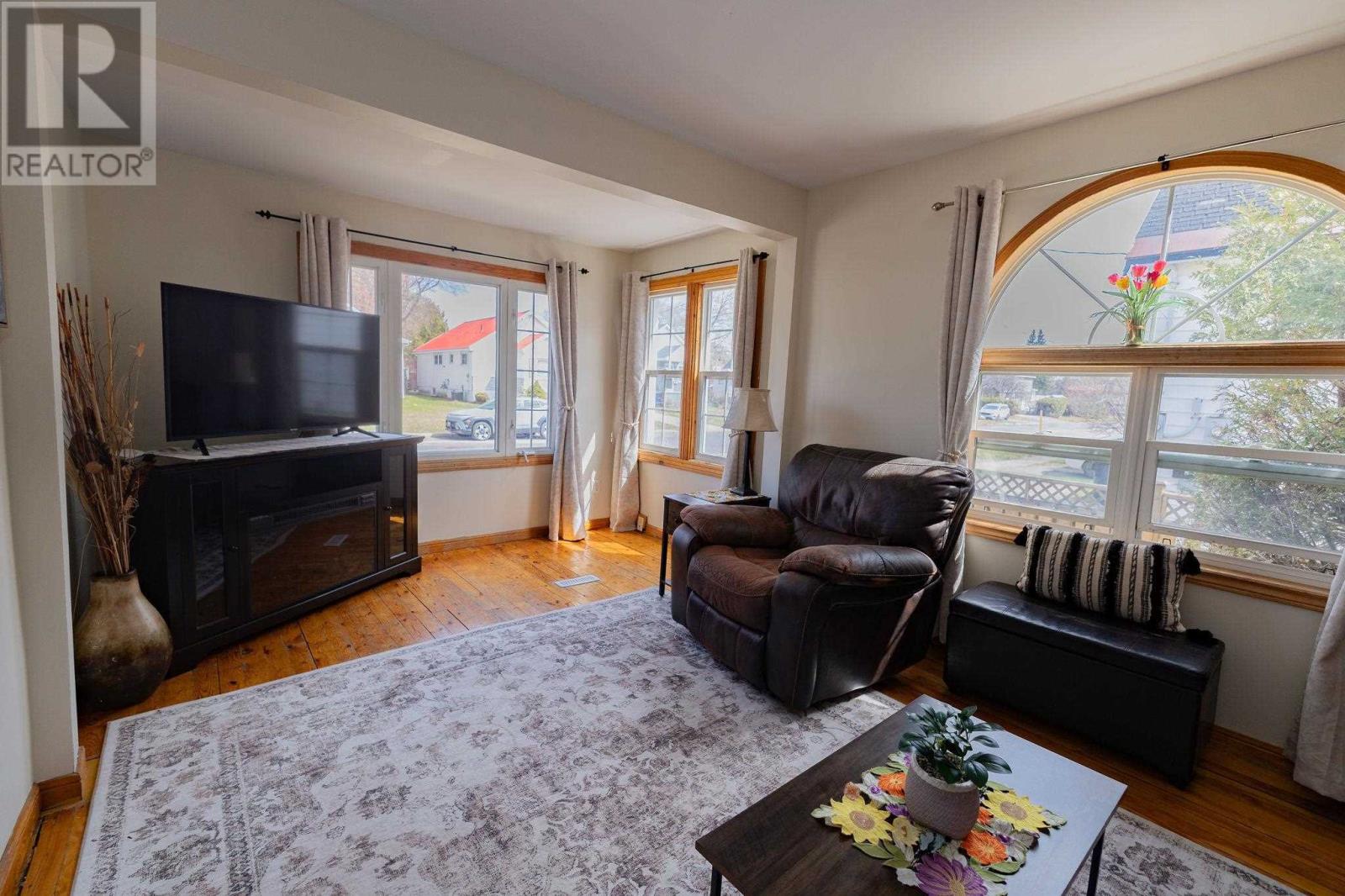 75 Walnut ST, Sault Ste. Marie, Ontario, P6B2E4 — Photo 25