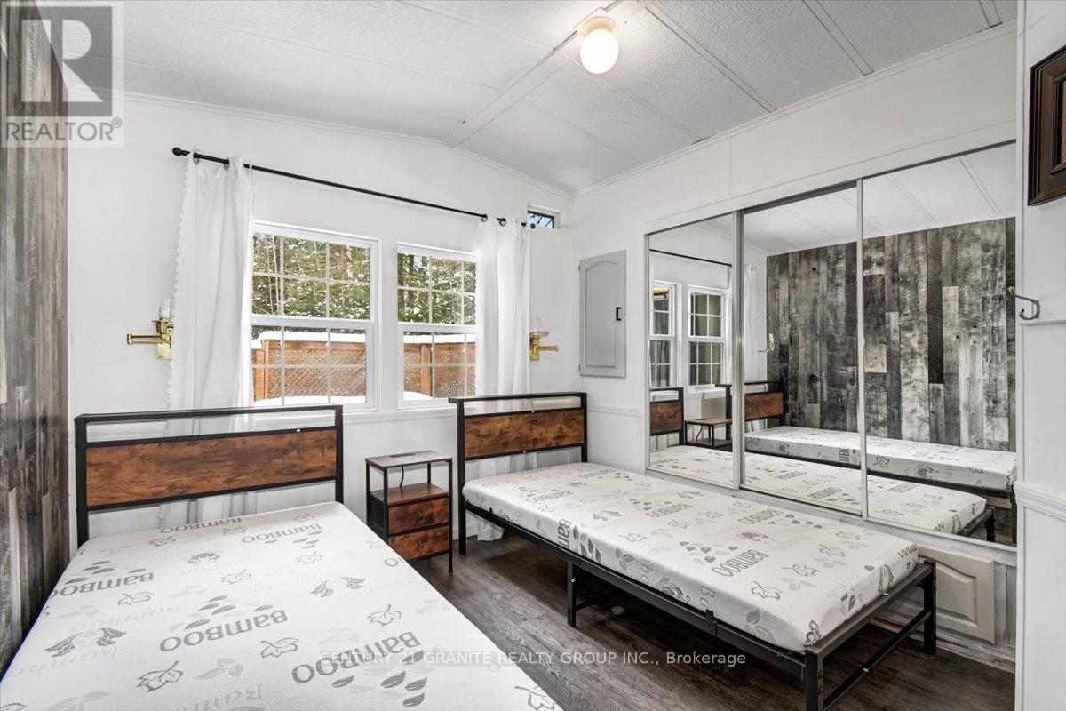 19 HIGH BUSH ROAD - 19