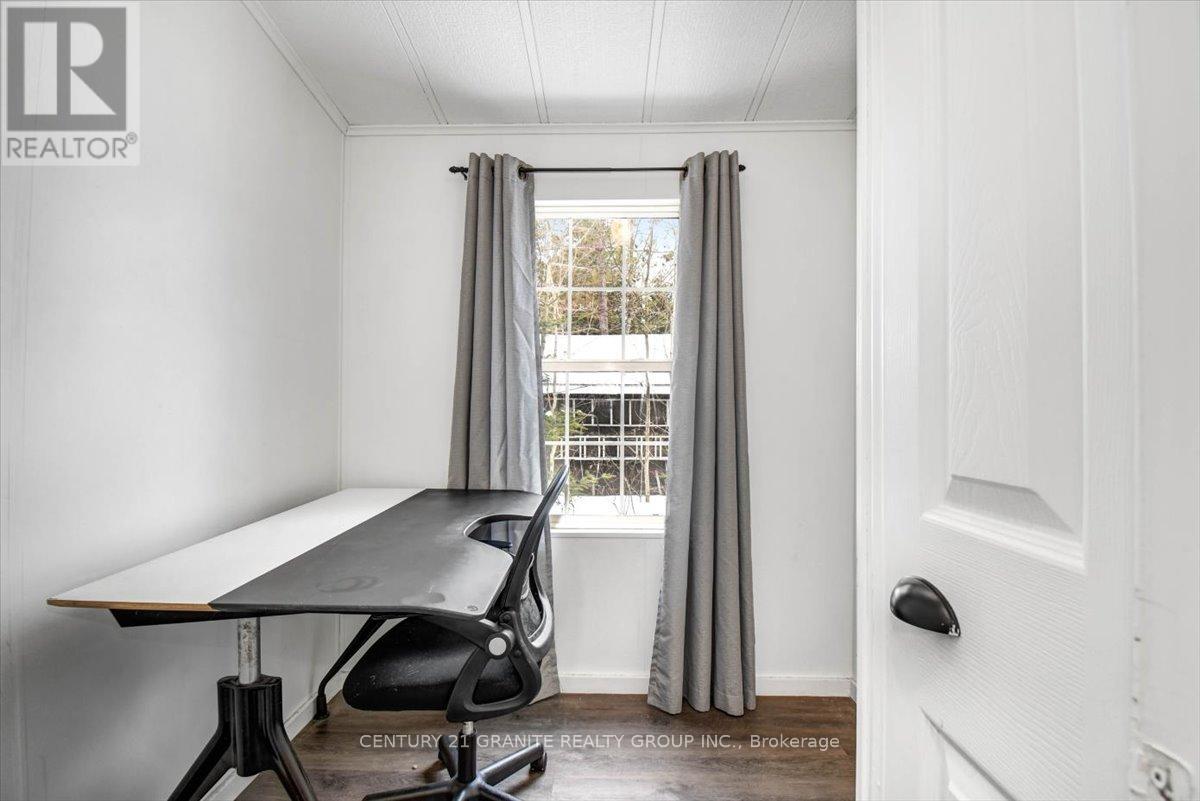 19 HIGH BUSH ROAD - 27