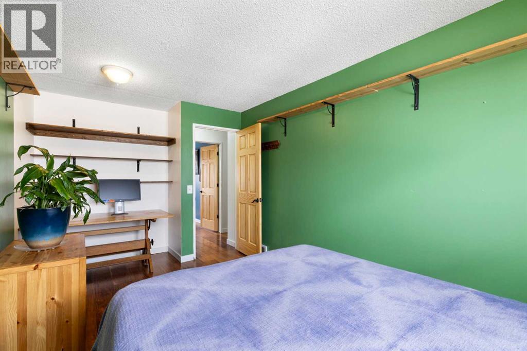 84 Abingdon Crescent NE - 22