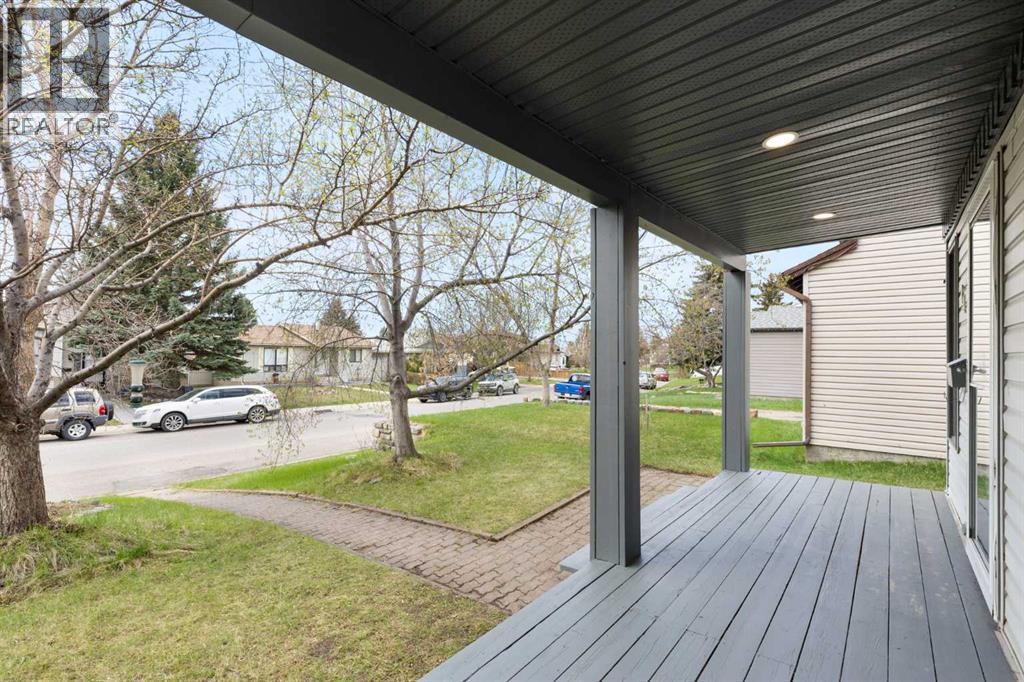 84 Abingdon Crescent NE - 33