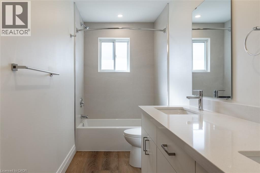 477 VALLEYVIEW Crescent Unit# A, Milton, Ontario, L9T3L3 — Photo 14