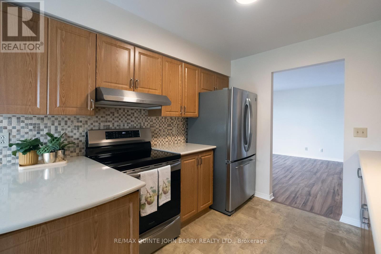 202-56 TRIPP BOULEVARD - 16