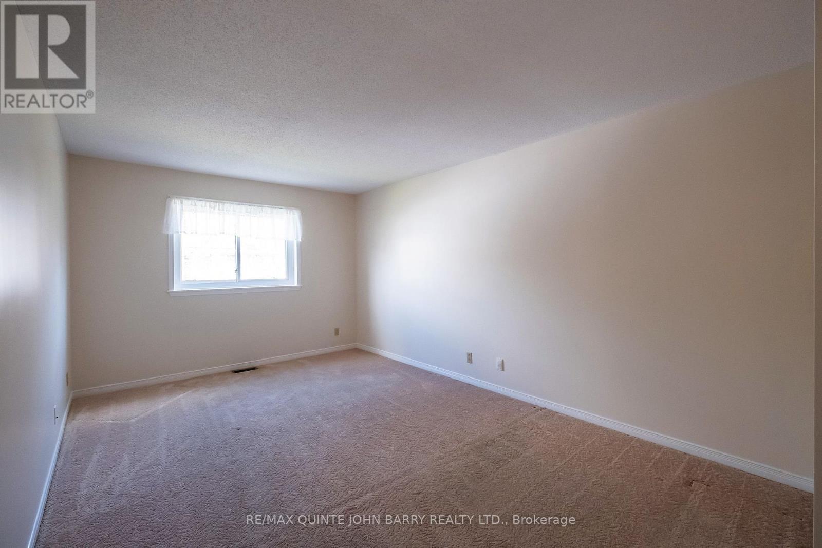202-56 TRIPP BOULEVARD - 24