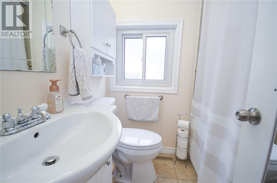 895 Brookfield Avenue, Sudbury, Ontario, P3A4K3 — Photo 10