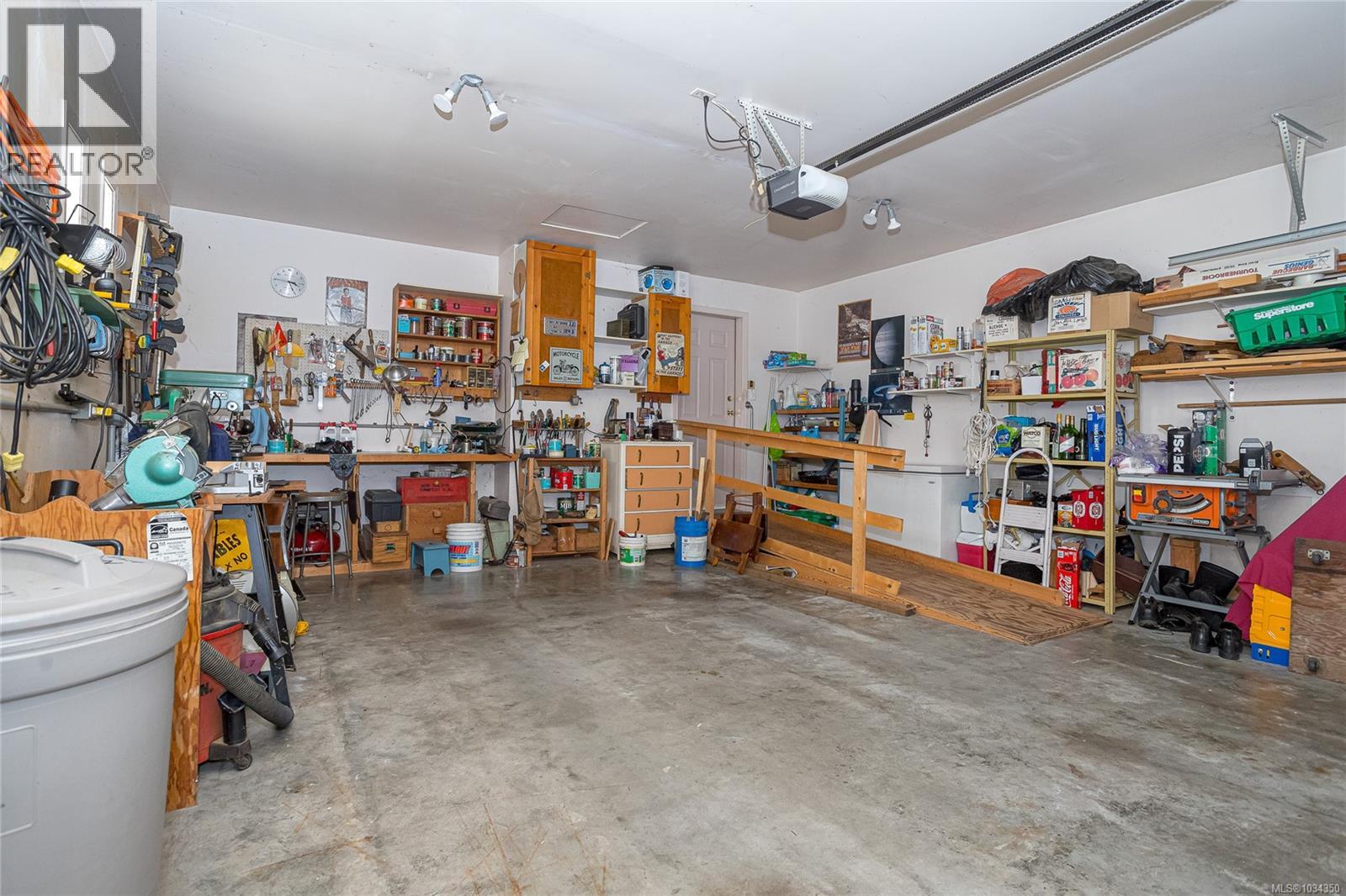 1148 Cloke Rd - 24