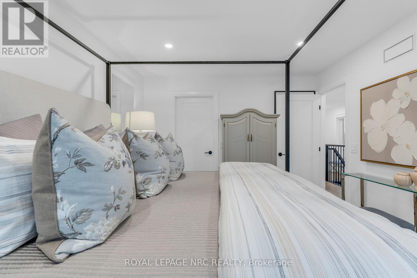 88 MOODY STREET - 27