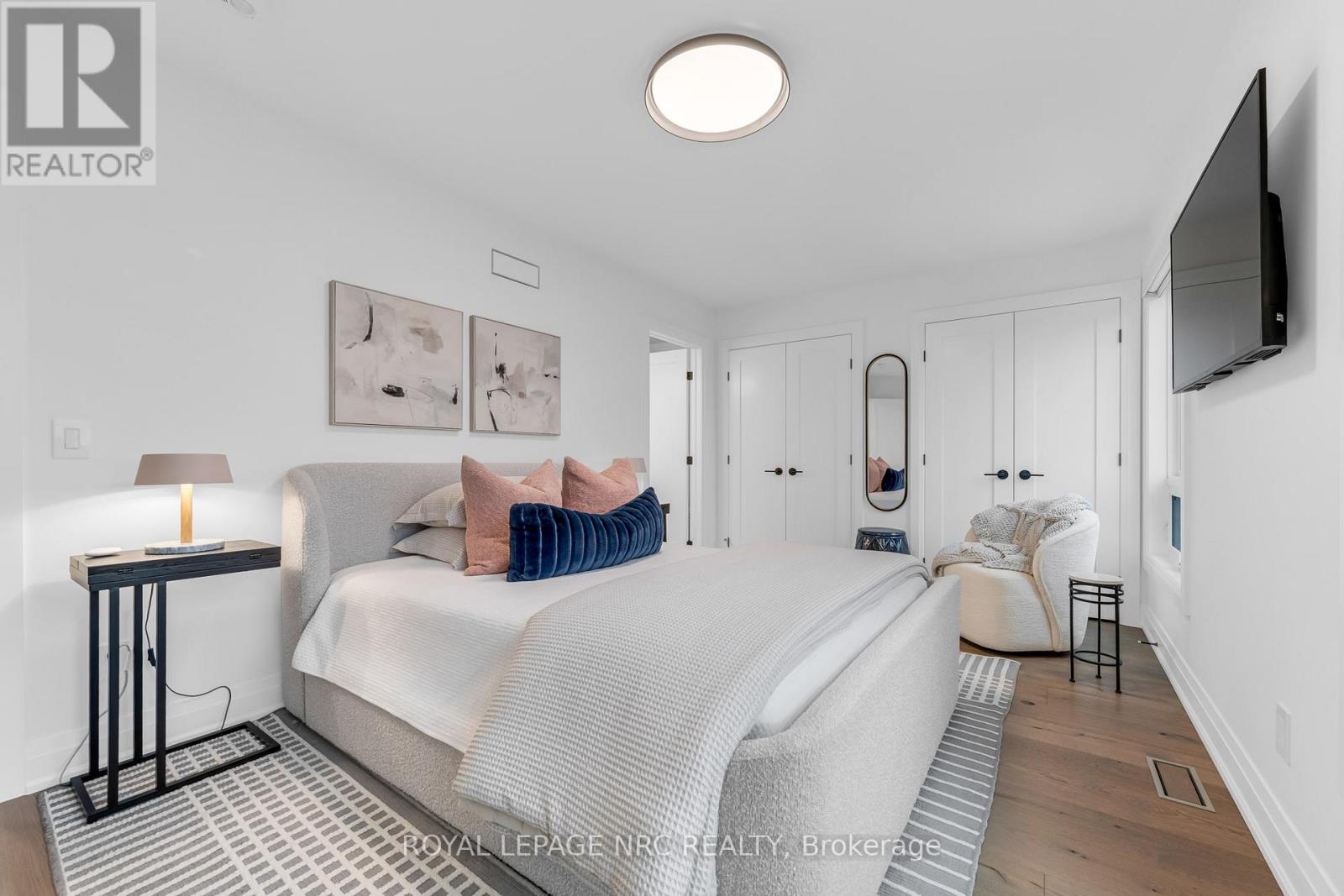 88 MOODY STREET - 34