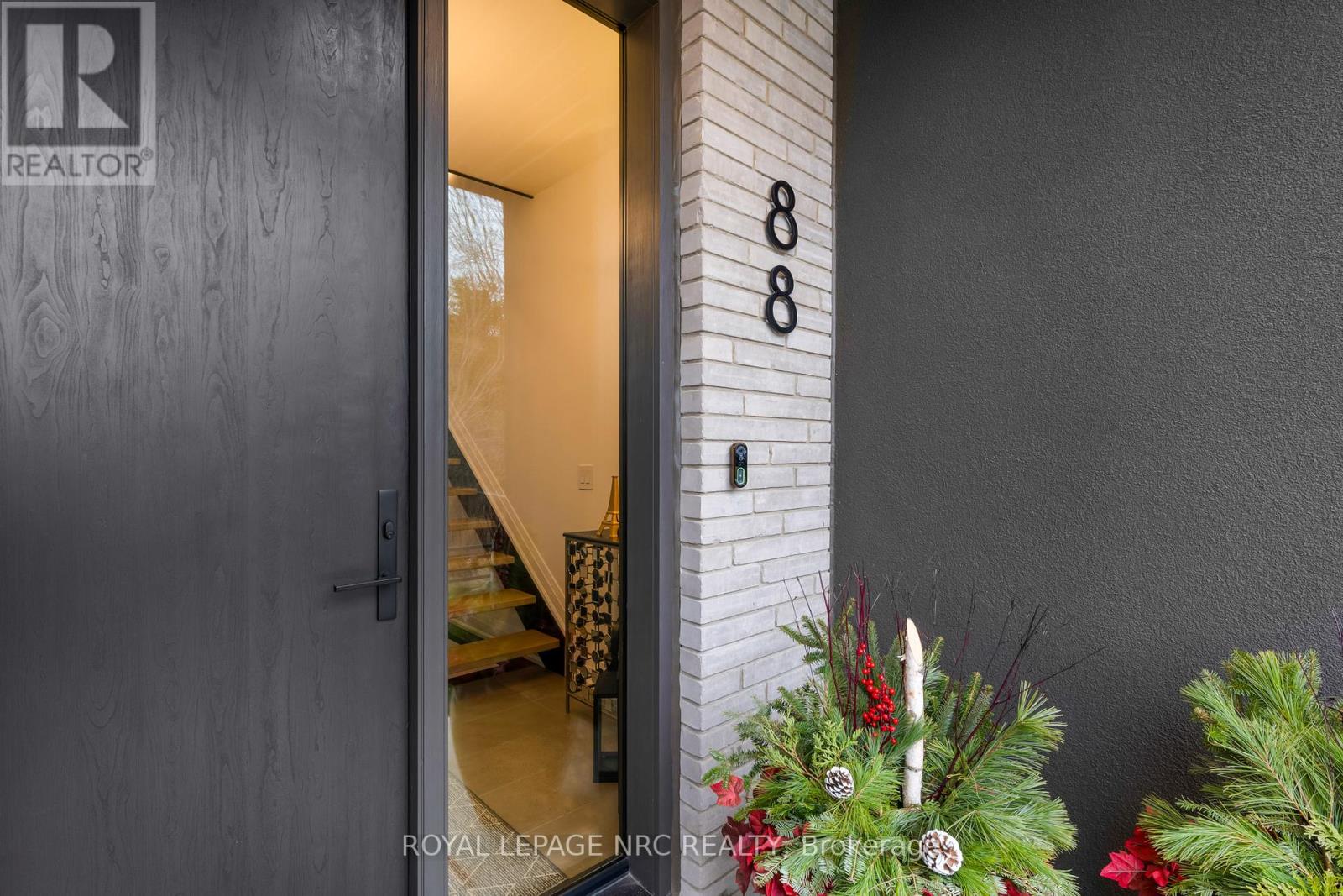88 MOODY STREET - 4