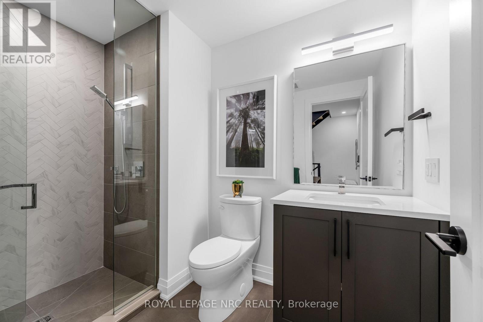 88 MOODY STREET - 8