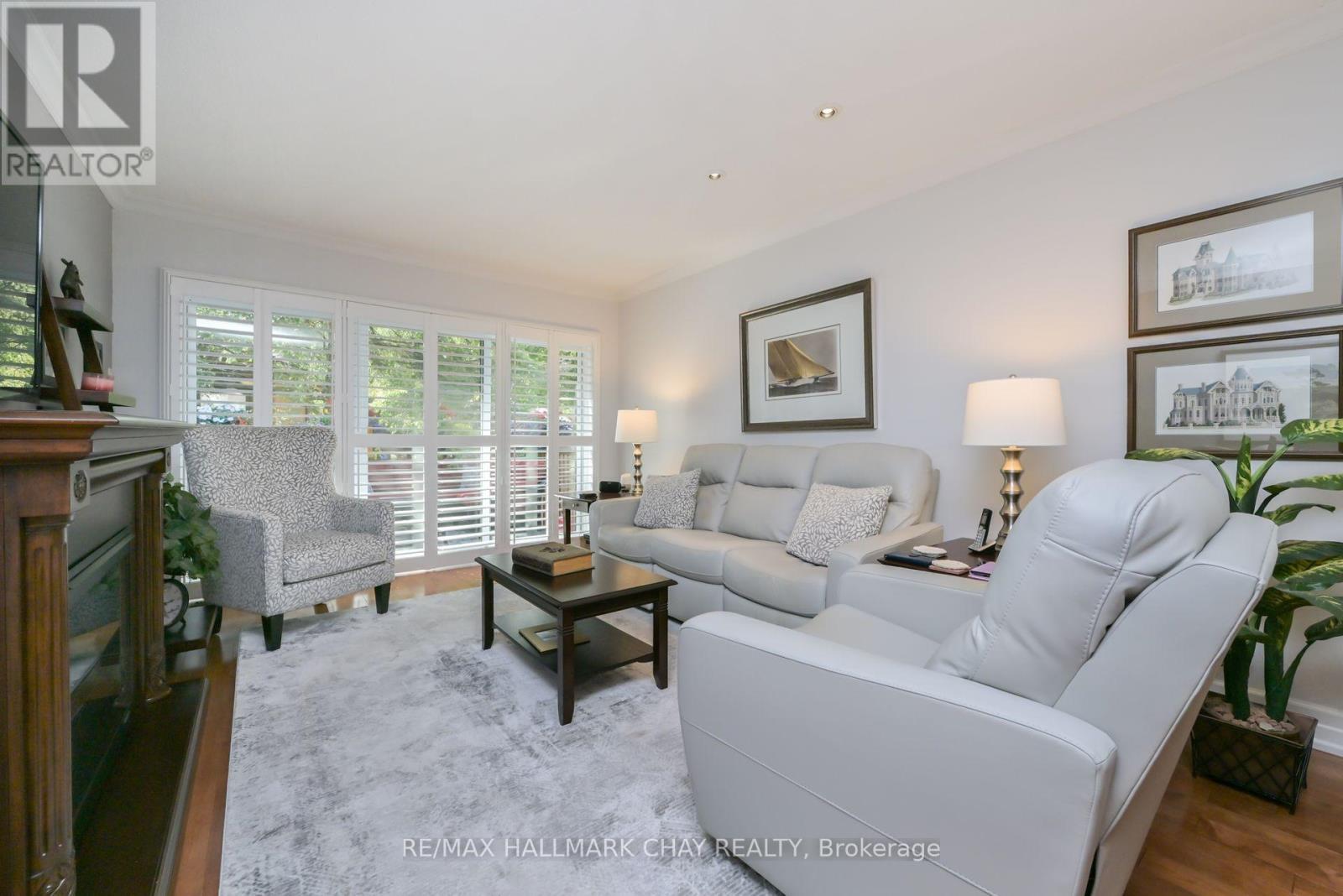 45 GREEN BRIAR ROAD - 14
