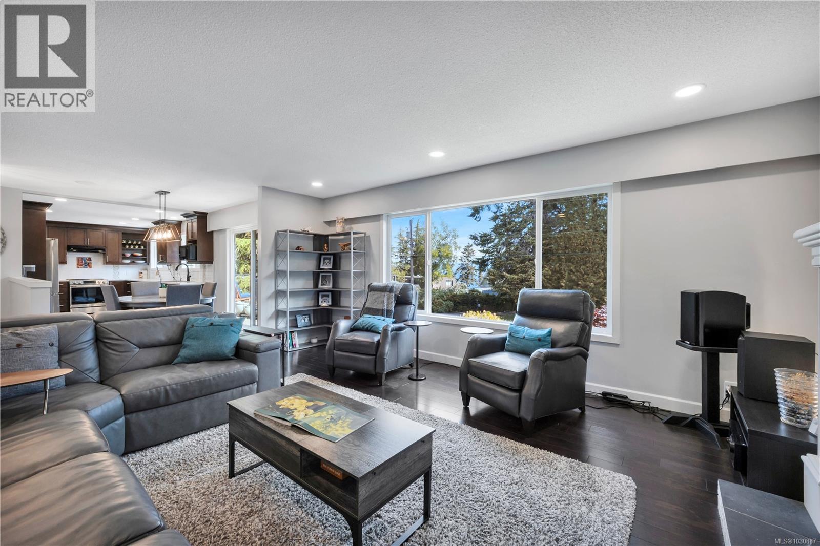 3583 Bonnie Dr - 13