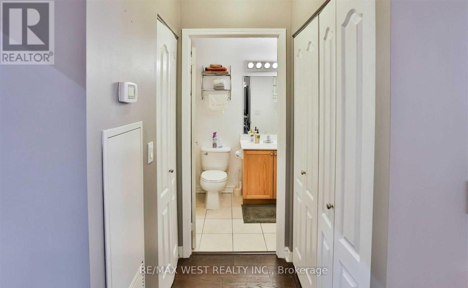 #GV-108 330 PRINCESS ROYAL DRIVE - 16