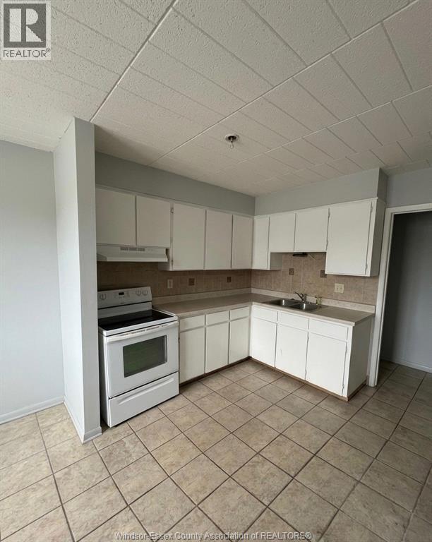 536 AYLMER AVENUE Unit# 201, Windsor, Ontario, N9A1T8 — Photo 2