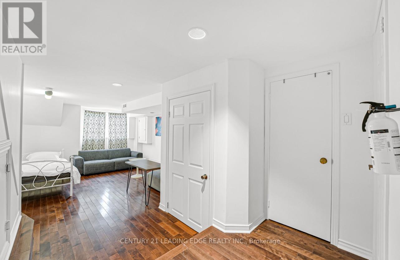 2 MONTEITH STREET - 24