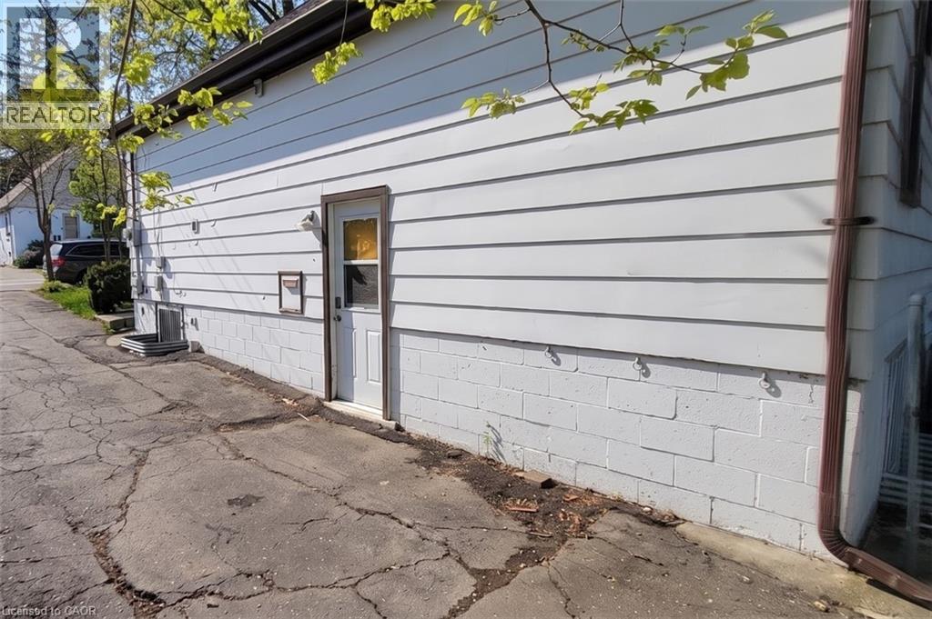 131 LELAND Street - 27