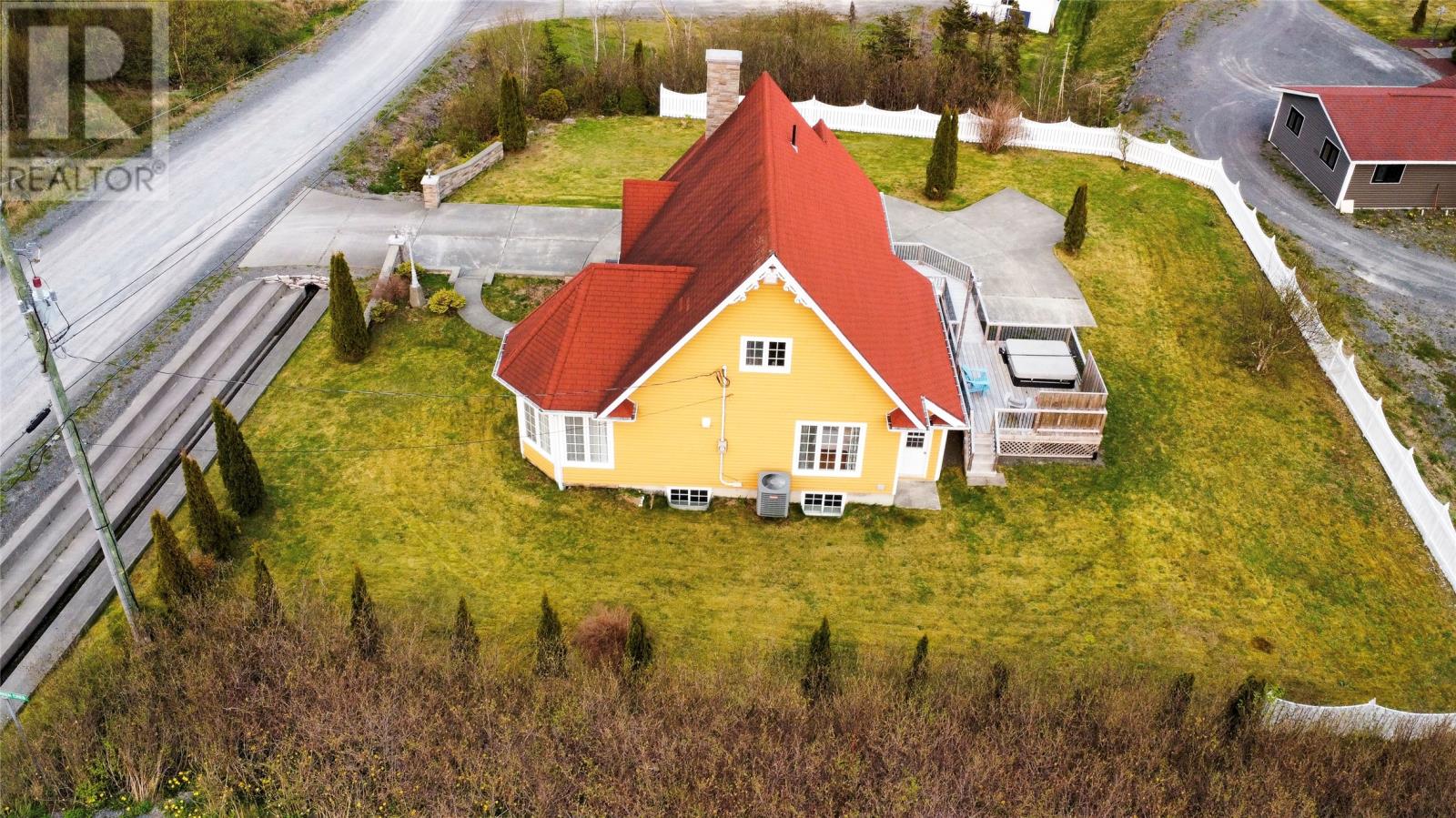 1 North Ridge Avenue - 11