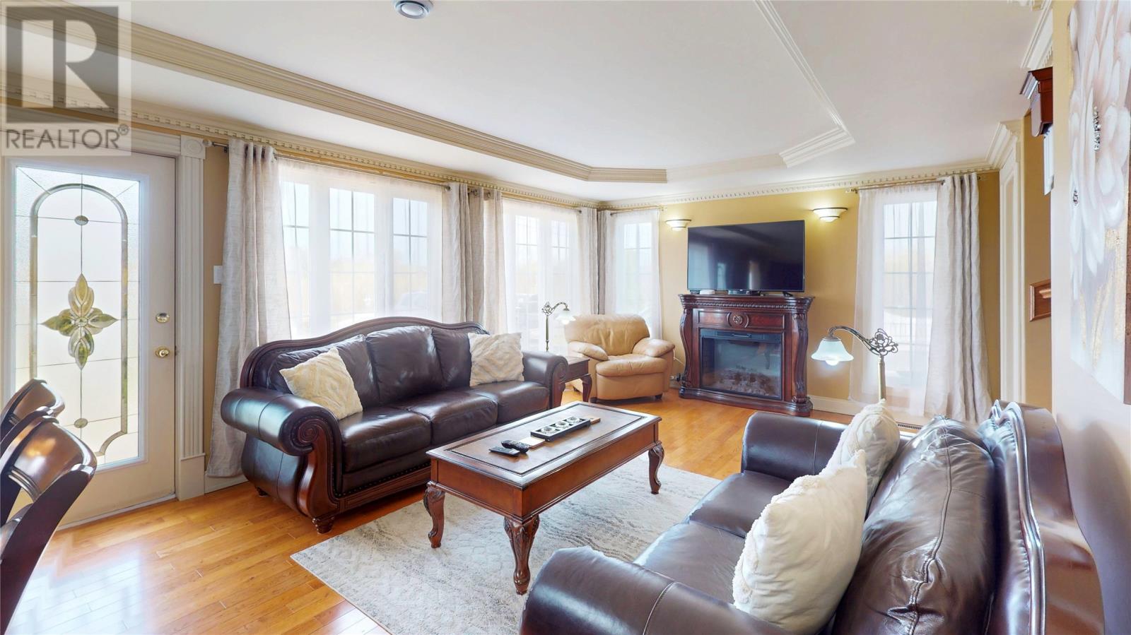 1 North Ridge Avenue - 22