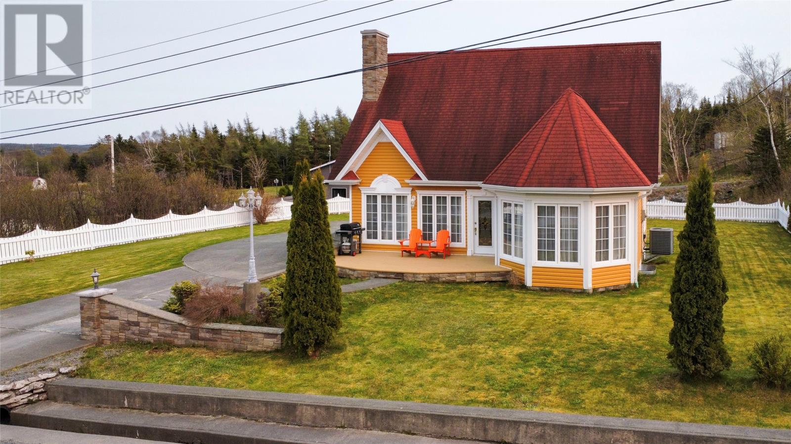 1 North Ridge Avenue - 3