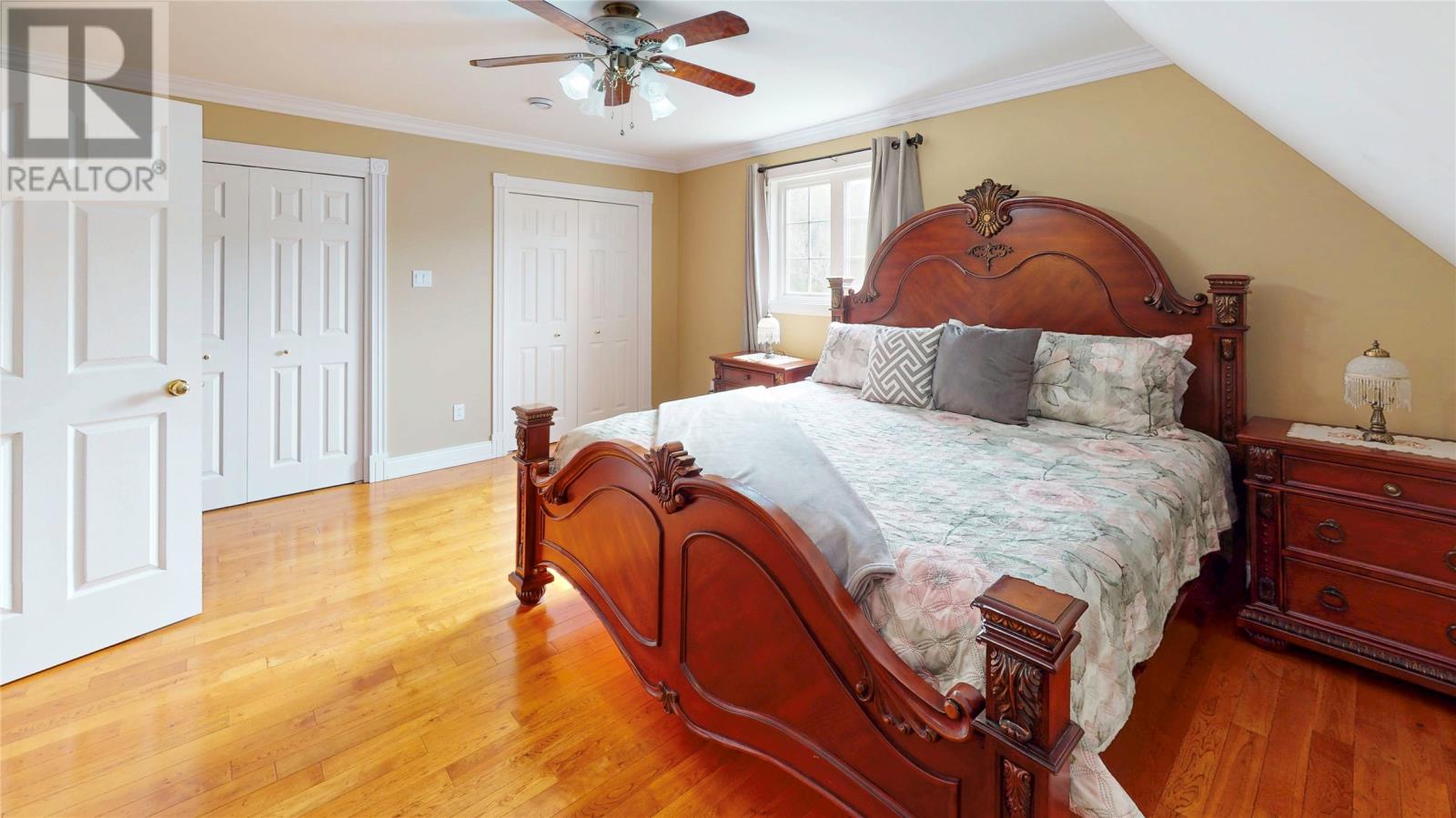 1 North Ridge Avenue - 33