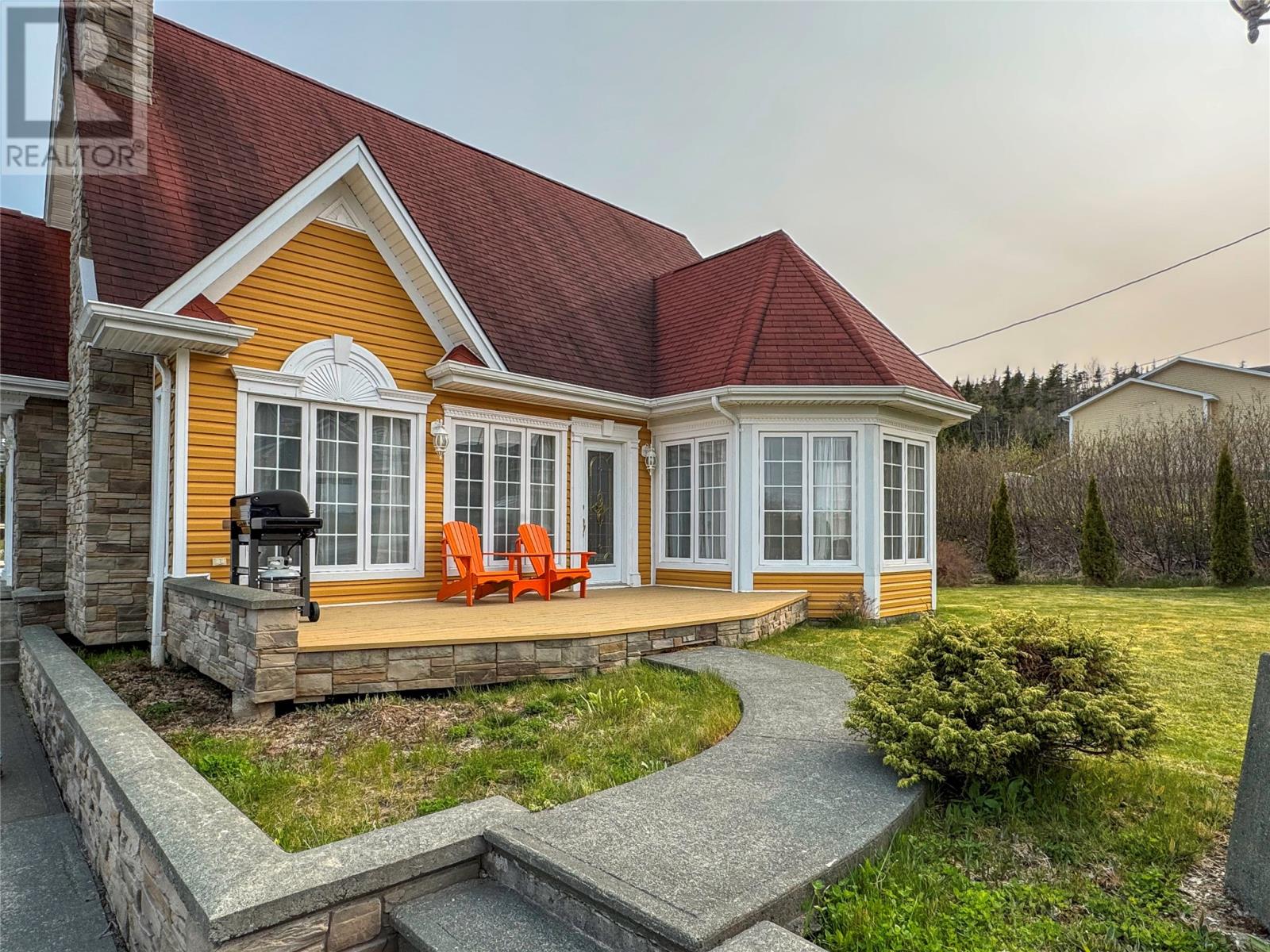 1 North Ridge Avenue - 6