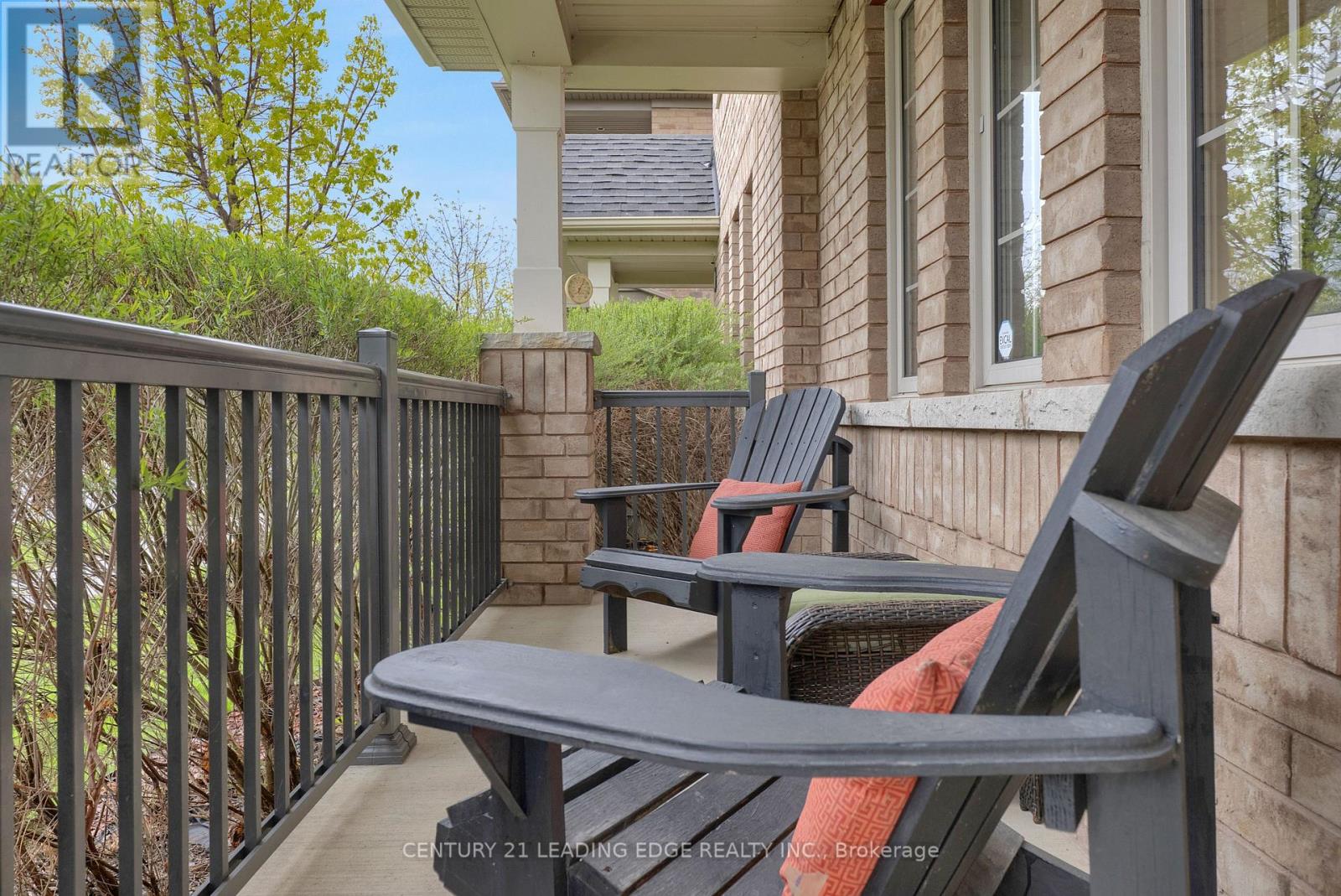 178 BRITANNIA AVENUE W - 4