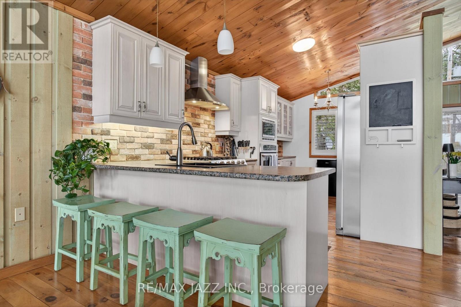 535 MARBLE POINT ROAD - 16