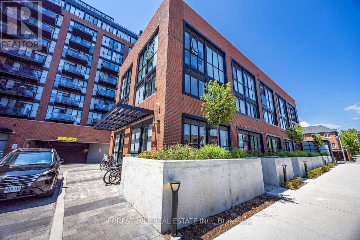 #101 2300 ST CLAIR AVENUE W - 30