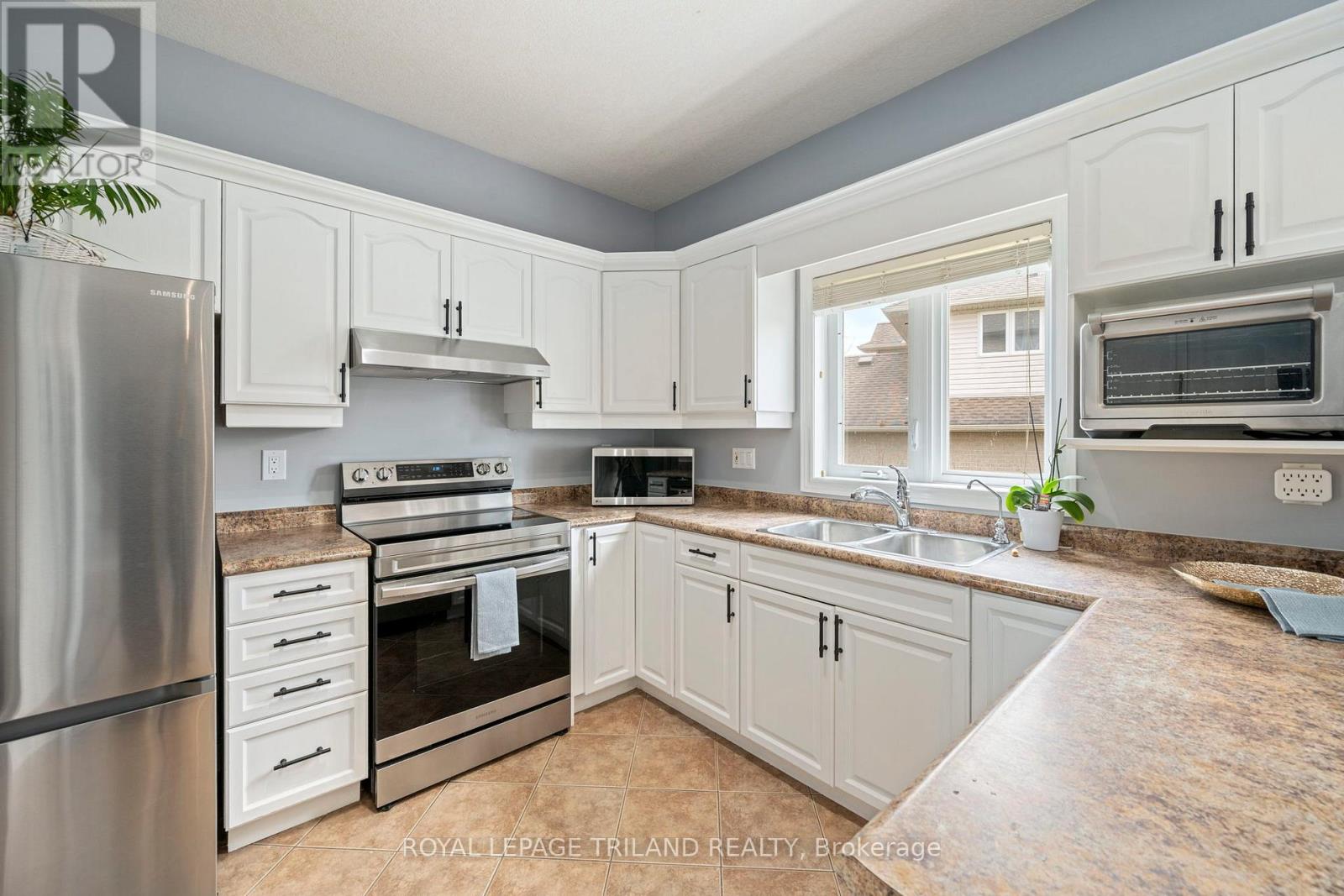 151 KNIGHTS BRIDGE ROAD - 21