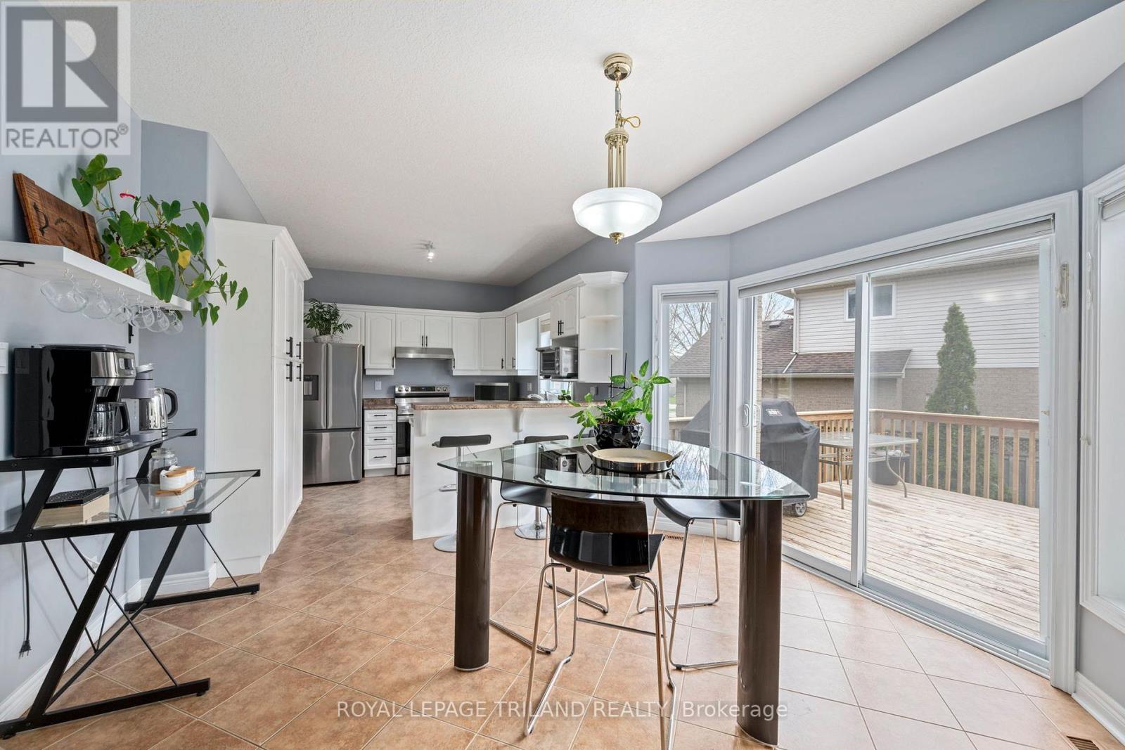 151 KNIGHTS BRIDGE ROAD - 19