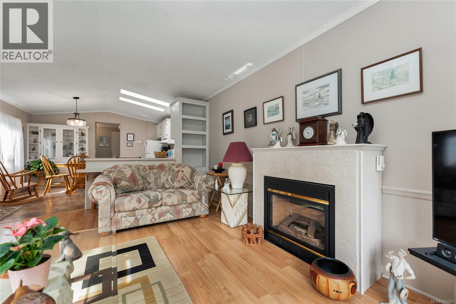 1061 Waterman Rd - 10