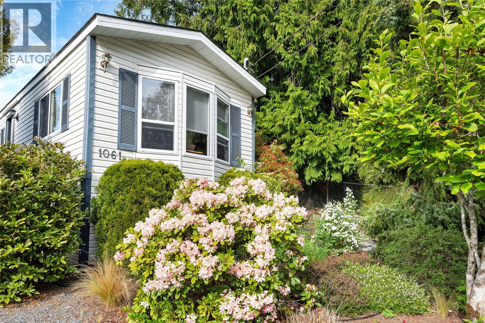 1061 Waterman Rd - Image 2