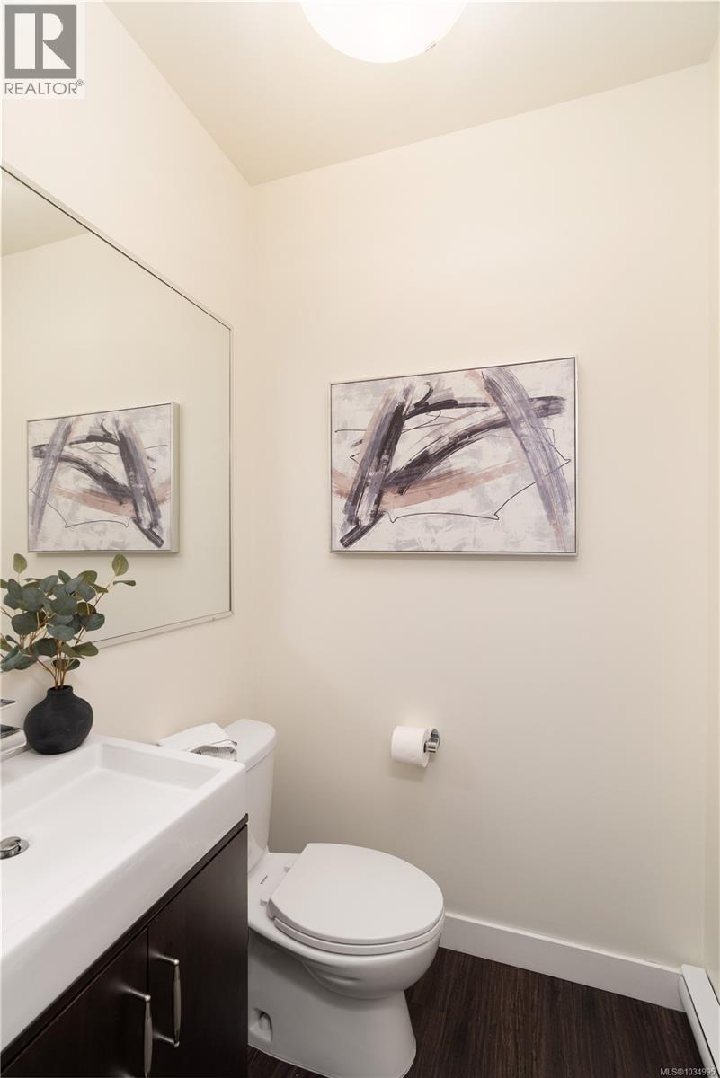#2 1234 Johnson St - 16