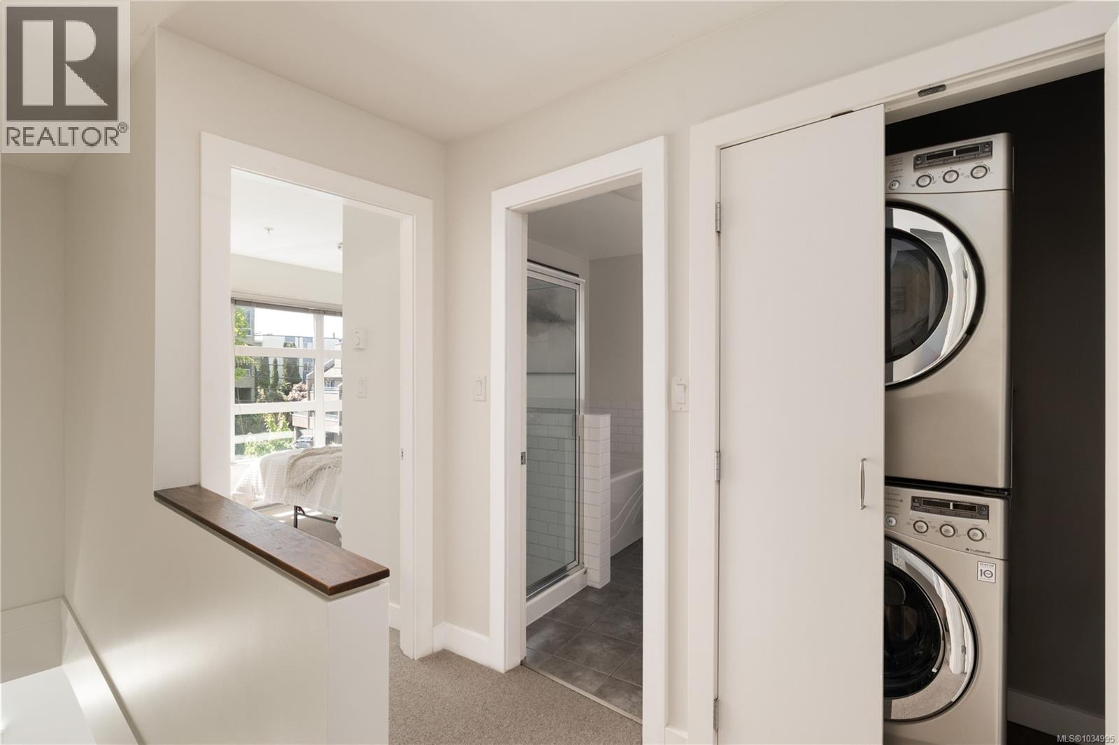 #2 1234 Johnson St - 17