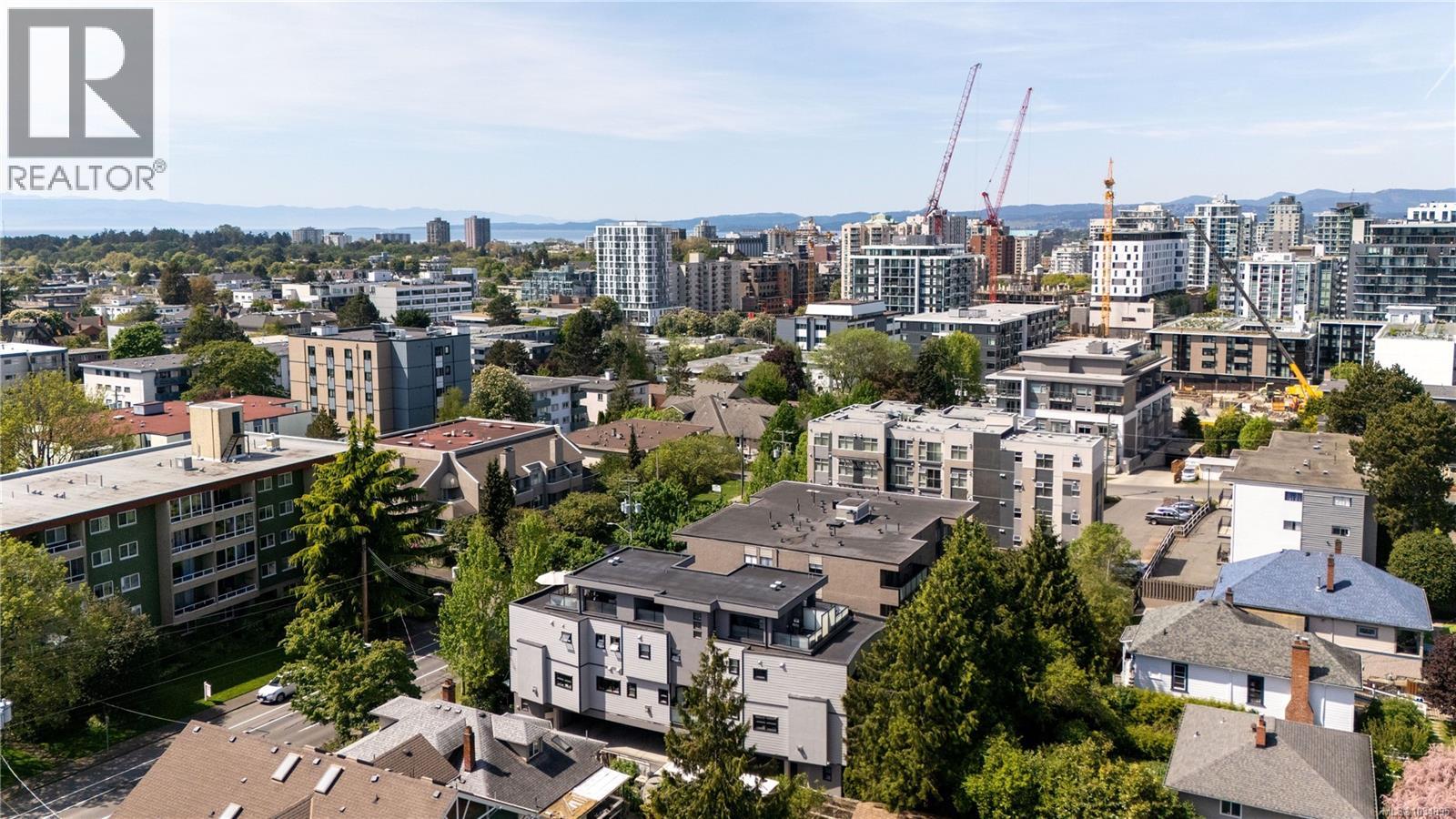 #2 1234 Johnson St - 30