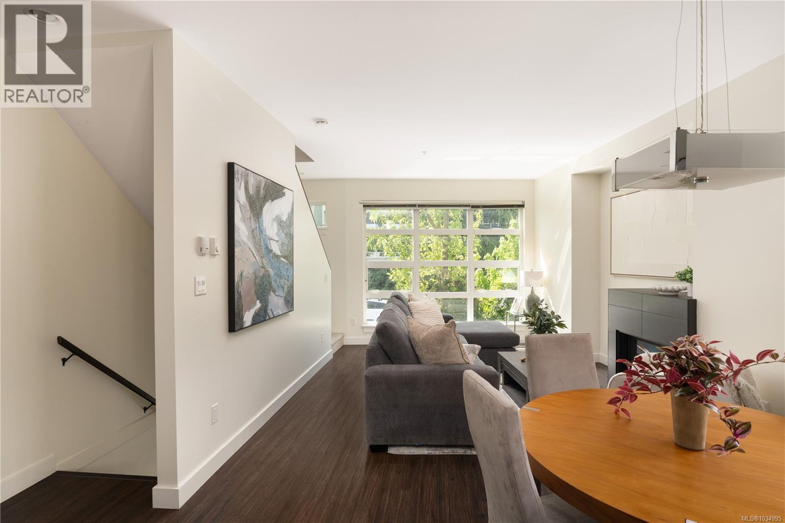 #2 1234 Johnson St - 9