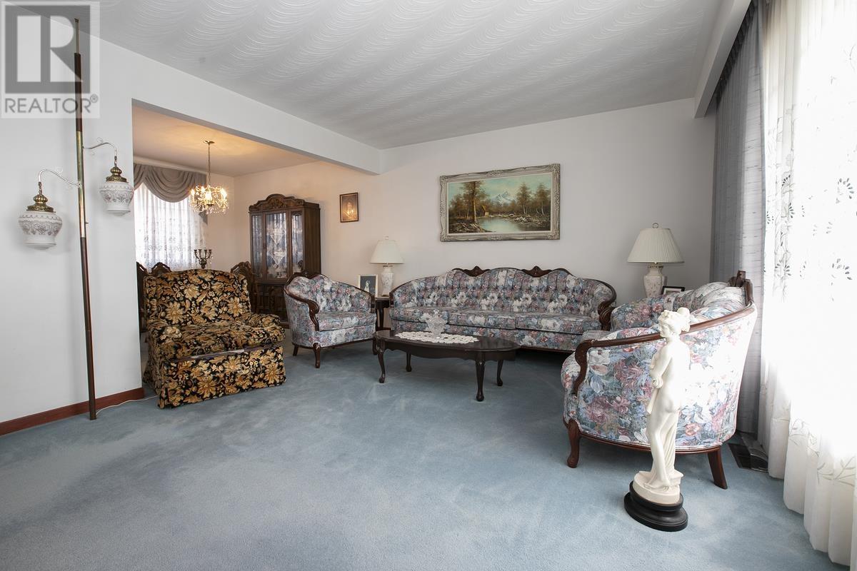 33 Kingsmount BLVD, Sault Ste. Marie, Ontario, P6B3L7 — Photo 32