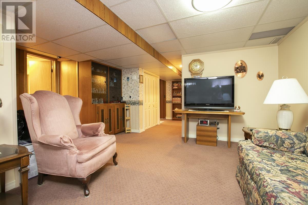 167 Mark ST, Sault Ste. Marie, Ontario, P6A3M4 — Photo 5