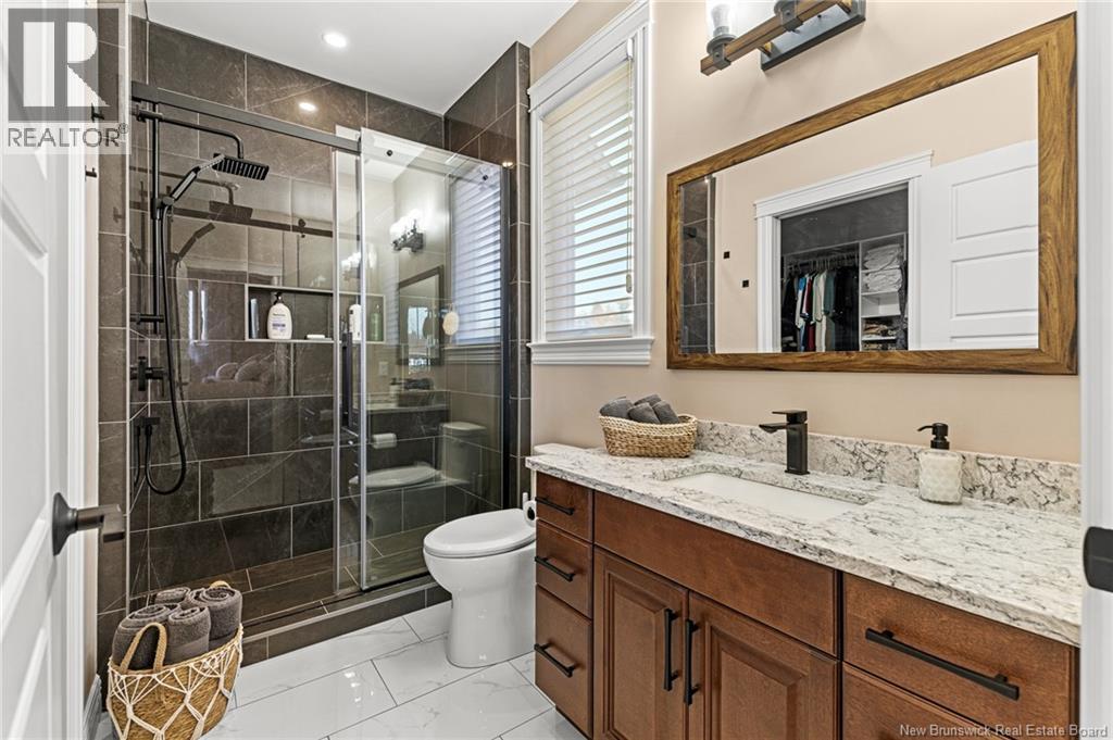 11 Rosebank Crescent - 23